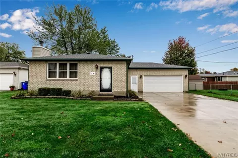 181 Carriage Park, West Seneca, NY 14224