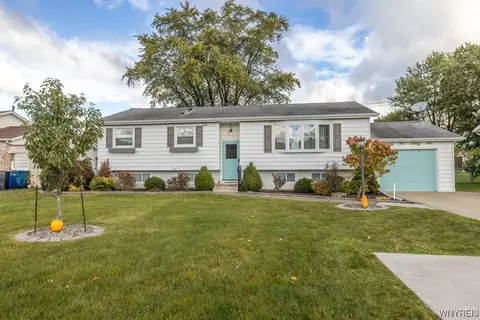7424 Greenview Rd, Niagara, NY 14304