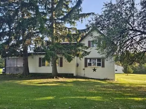 1508 Church Rd, Bennington, NY 14040