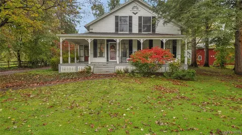 1812 Mill Rd, Aurora, NY 14170