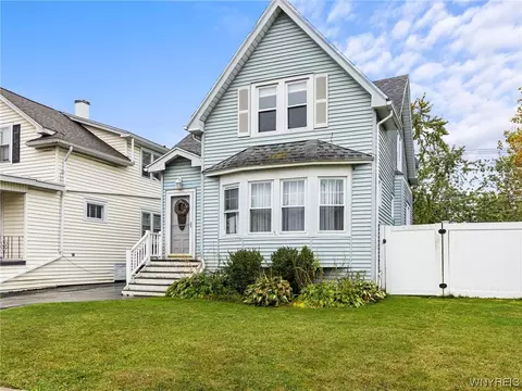 341 Crosby Ave, Kenmore, NY 14217