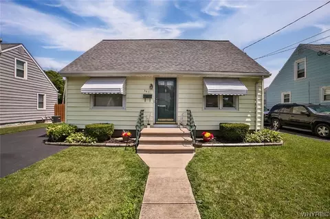 263 68th St, Niagara Falls, NY 14304