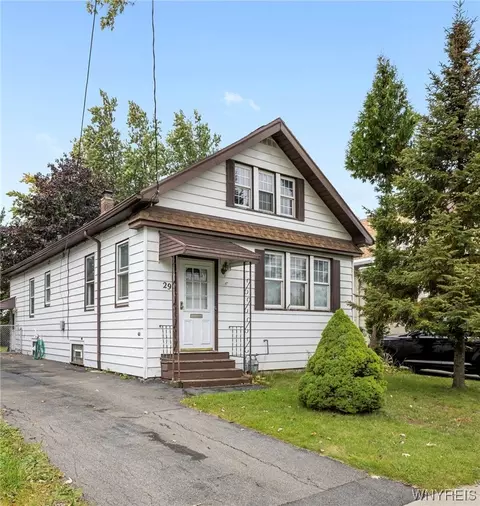 29 Amber St, Buffalo, NY 14220