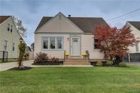 615 Saint Lawrence Ave, Buffalo, NY 14216