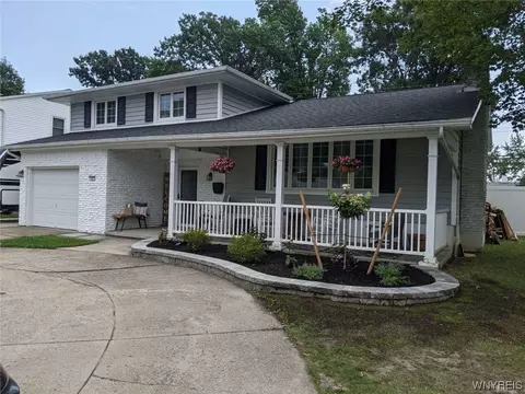 53 Willow Green Dr, Amherst, NY 14228