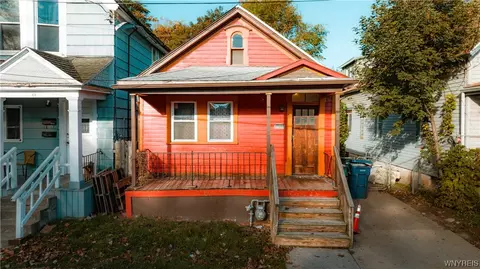 70 Hawley St, Buffalo, NY 14213
