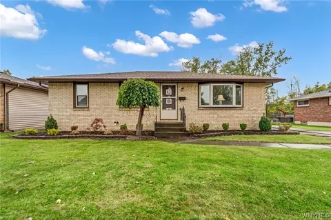 72 Bernadette Ter, West Seneca, NY 14224