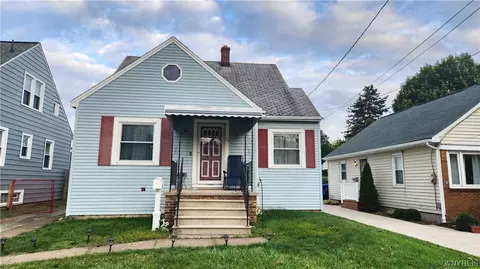 36 Brookside Dr, Buffalo, NY 14220