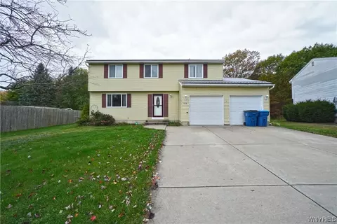 7074 Waring Cir, Evans, NY 14047