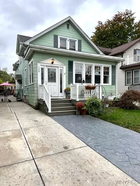 136 Henderson Ave, Buffalo, NY 14217