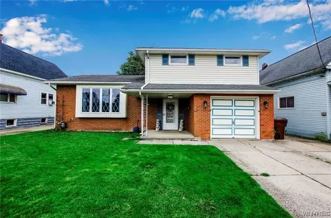 295 Curtiss St, Sloan, NY 14212
