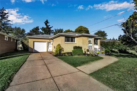 96 Andres Pl, Cheektowaga, NY 14225