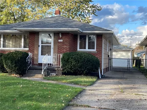 136 Bannard Ave, Tonawanda, NY 14150