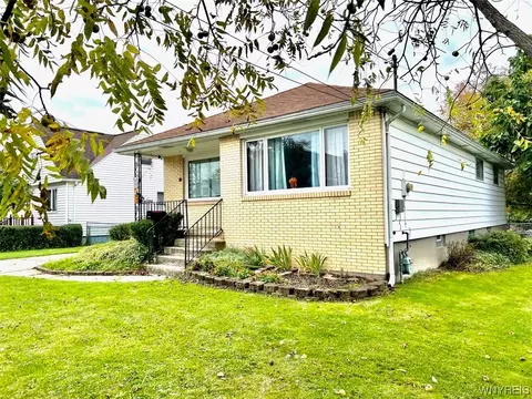 38 Barnard St, Buffalo, NY 14206