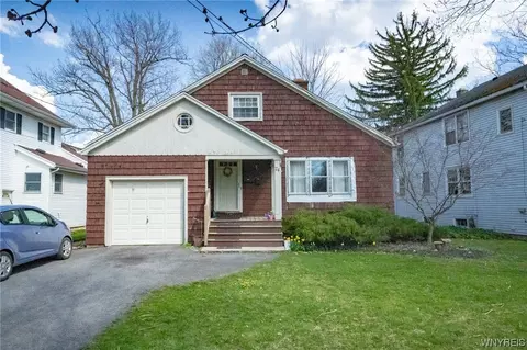 74 Pfohl Pl, Amherst, NY 14221
