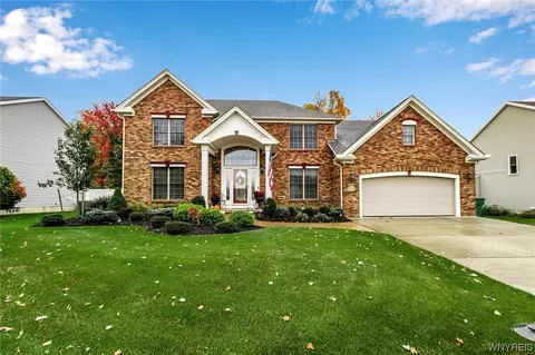 3488 Parkwood, Hamburg, NY 14075