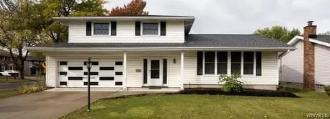 95 Kaymar Dr, Amherst, NY 14228