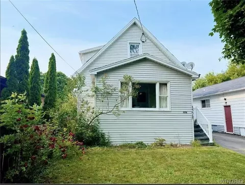 3218 North Ave, Niagara Falls, NY 14305