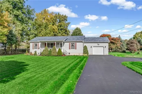 3711 Bullis Rd, Elma, NY 14059