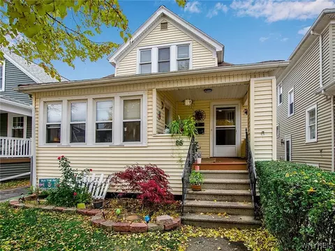 88 Nassau Ave, Kenmore, NY 14217