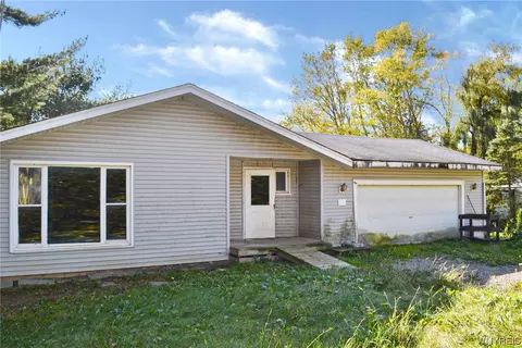 2631 W Church St, Eden, NY 14057