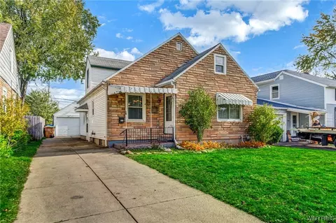 215 S Huxley Dr, Cheektowaga, NY 14225