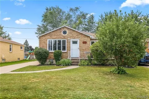 66 Mansion Ave, Cheektowaga, NY 14206