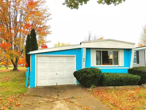 838 Nicole Ln, Evans, NY 14006