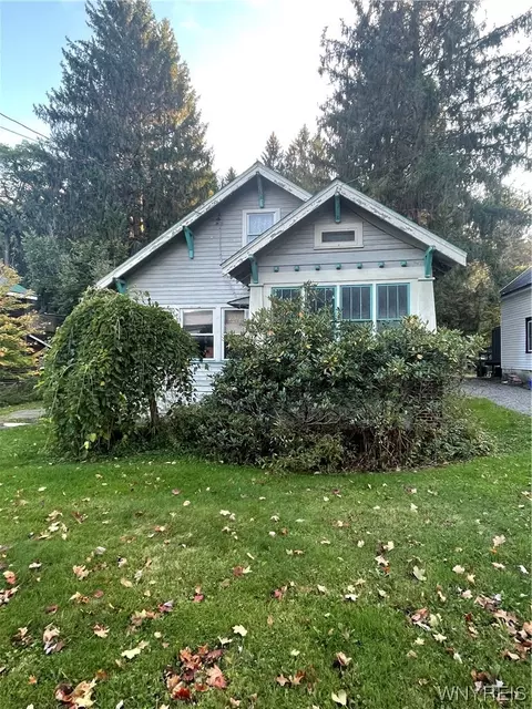 38 W Washington St, Ellicottville, NY 14731