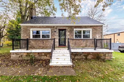 613 Indian Church Rd, West Seneca, NY 14224