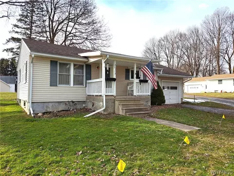 2631 A School St, Batavia, NY 14020