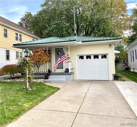 29 Minnetonka Rd, Buffalo, NY 14220