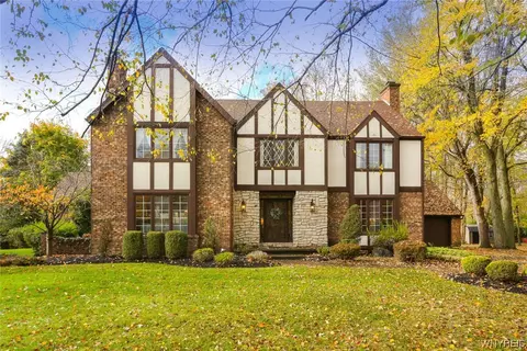 46 Deer Run, Amherst, NY 14221