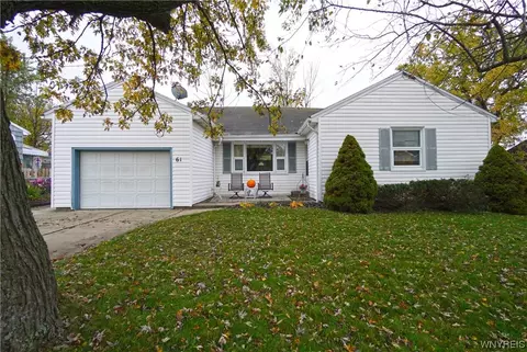 61 Vistula Ave, Orchard Park, NY 14127