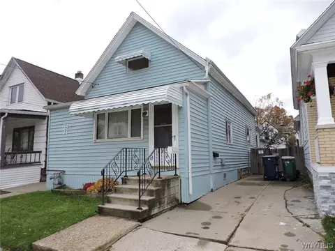 137 Longnecker St, Buffalo, NY 14206