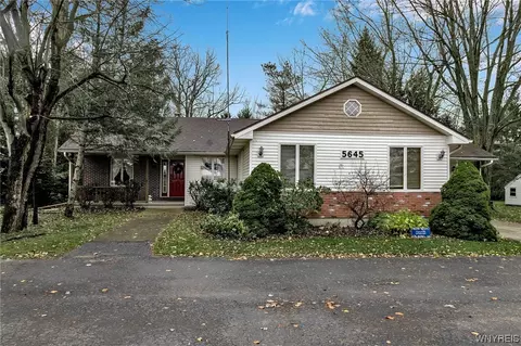 5645 Genesee St, Lancaster, NY 14086