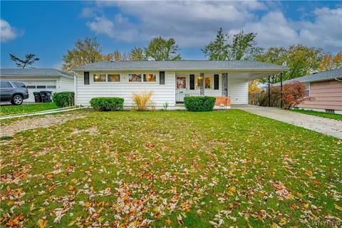 50 Ames Ave, Tonawanda, NY 14150