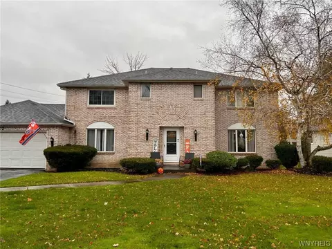 2027 Tuscarora Rd, Niagara, NY 14304