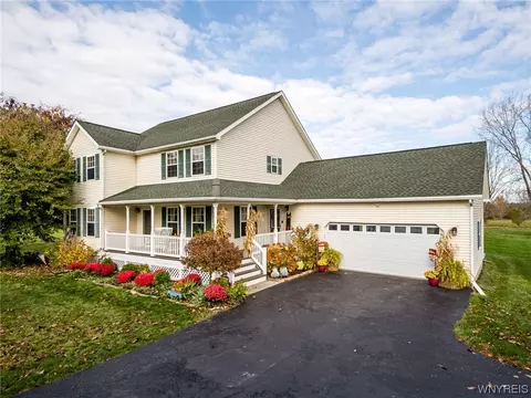 13961 W Bacon Rd, Gaines, NY 14411