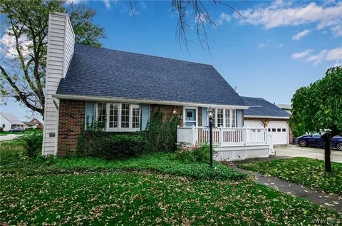 76 Smith Dr, Lackawanna, NY 14218