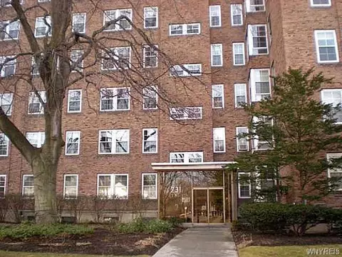 731 W Ferry St #2J, Buffalo, NY 14222