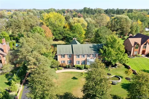 16 The Hamlet, Amherst, NY 14221