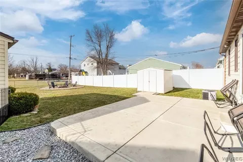 4357 E Frontier Dr, Buffalo, NY 14219 photo 42