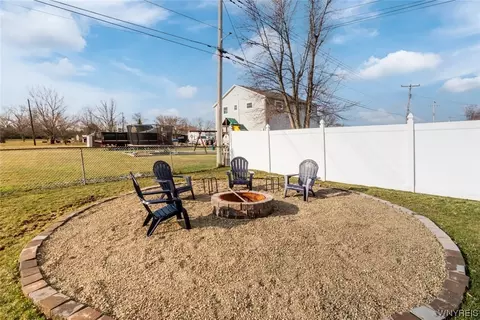4357 E Frontier Dr, Buffalo, NY 14219 photo 43