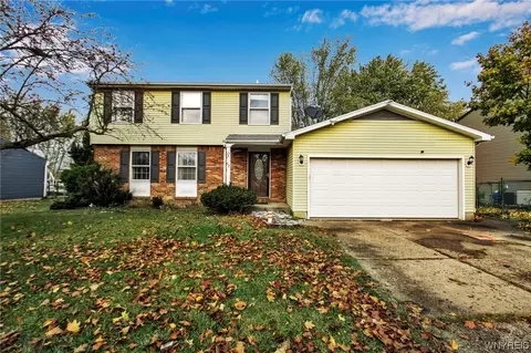 62 Wedgewood Dr, West Seneca, NY 14224