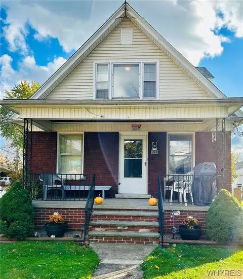 2791 Livingston Ave, Niagara Falls, NY 14303