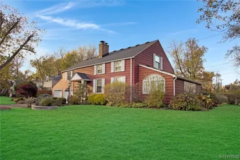 450 N Forest Rd, Amherst, NY 14221