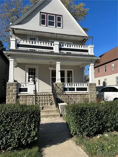 2777 S Park Ave, Lackawanna, NY 14218