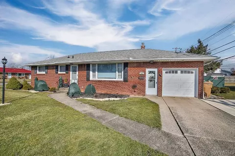 32 Vern Ln, Cheektowaga, NY 14227