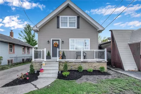 305 Cleveland Dr, Cheektowaga, NY 14215